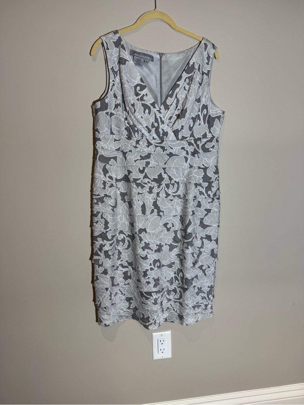 Maggy London White Shimmery Over Gray V-Neck Midi Dress